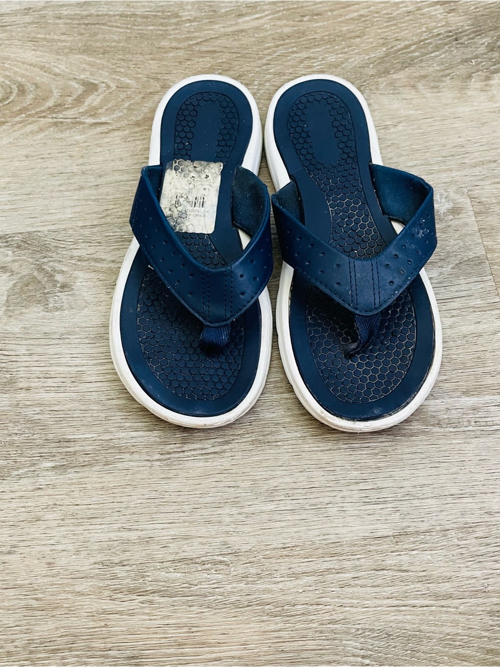 Navy Blue Sporty Flip Flop Sandals – Women’s Size 8 – Casual Comfort
